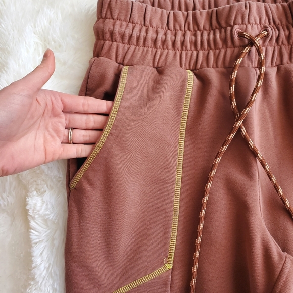 Fabletics Size S Jogger Iris Sweatpants - Picture 4 of 12